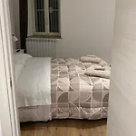 Tra Mare E Mito