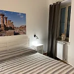 Tra Mare E Mito アグリジェント